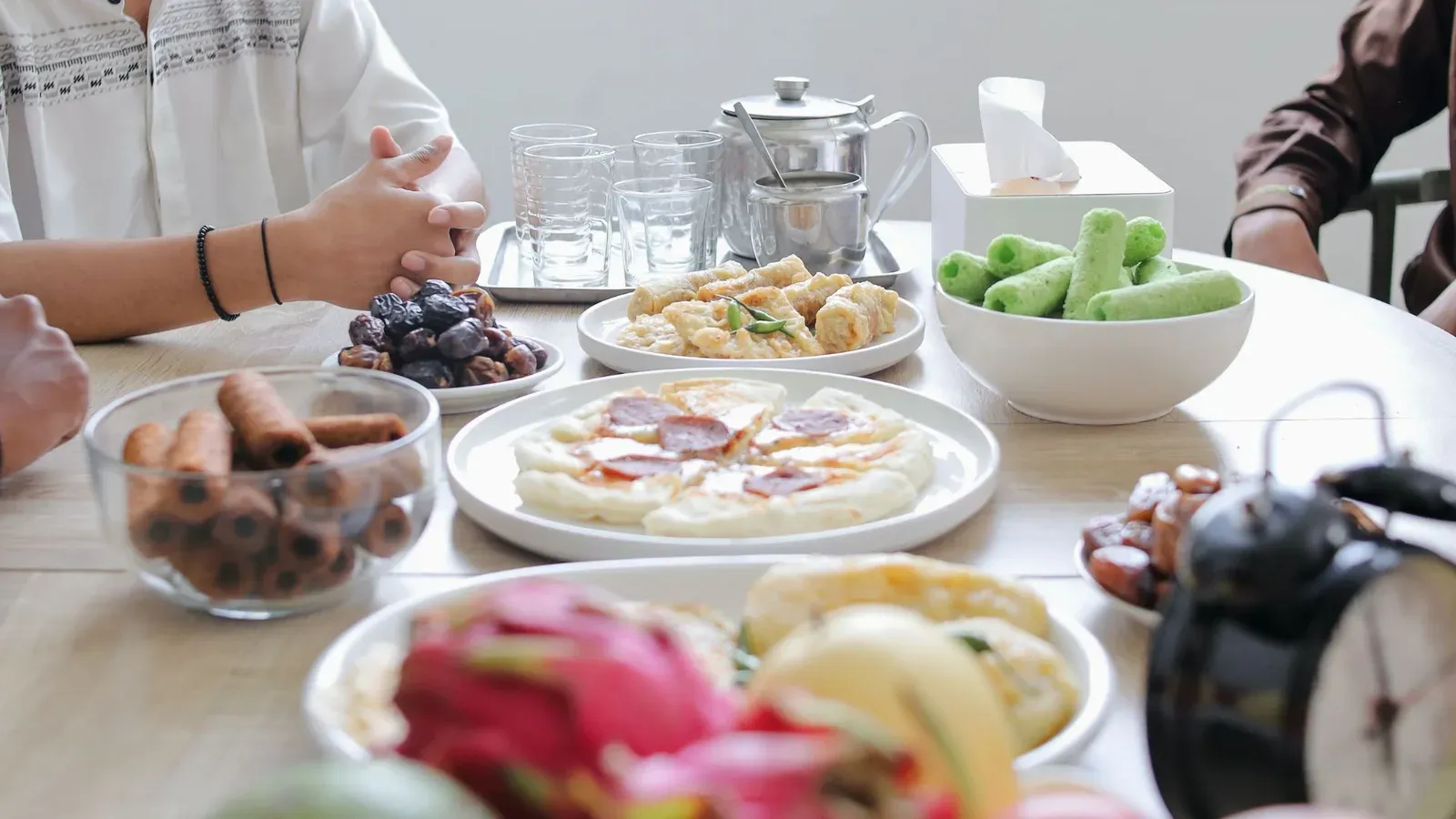 Foods to Eat at Iftar and Suhoor